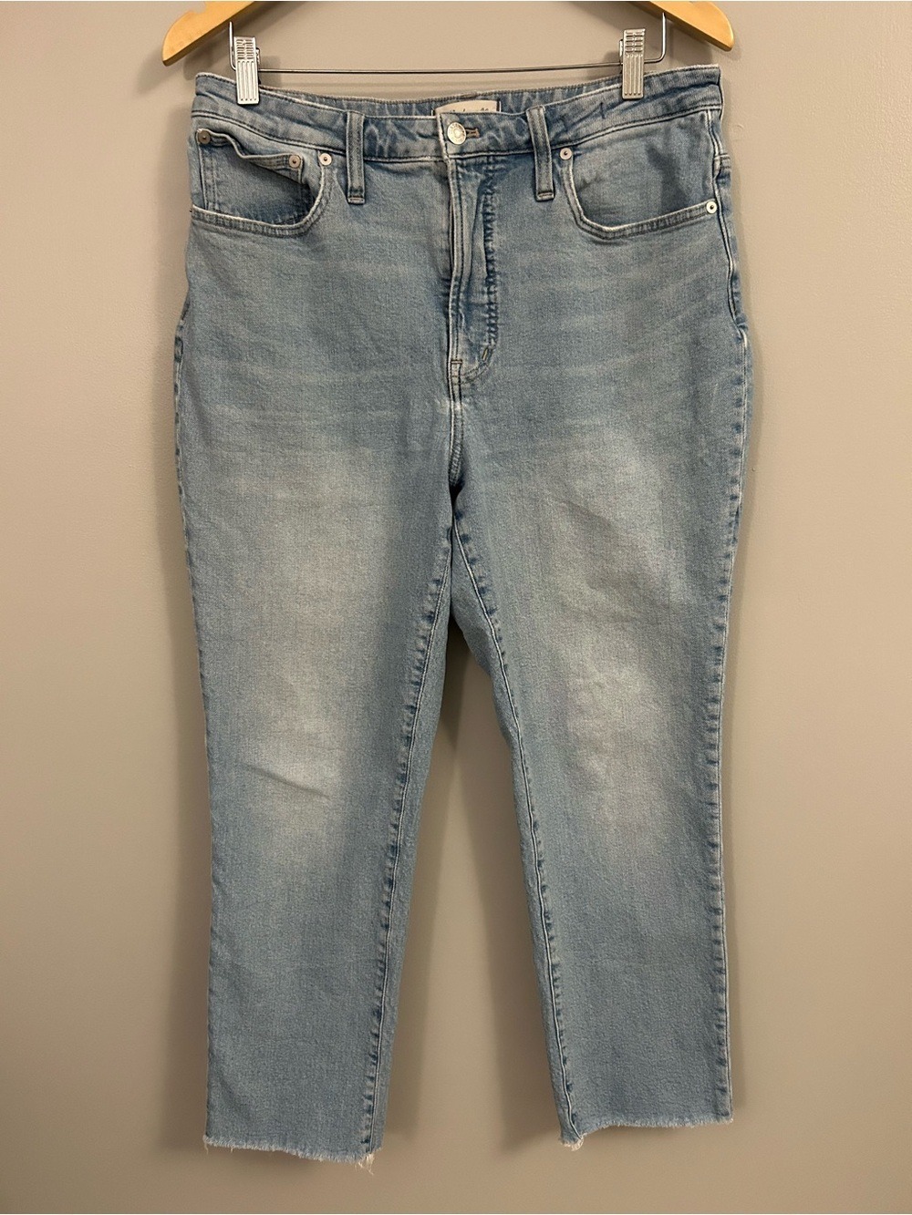 Madewell The Curvy Perfect Vintage Light Blue High-Rise Cropped Straight Jeans